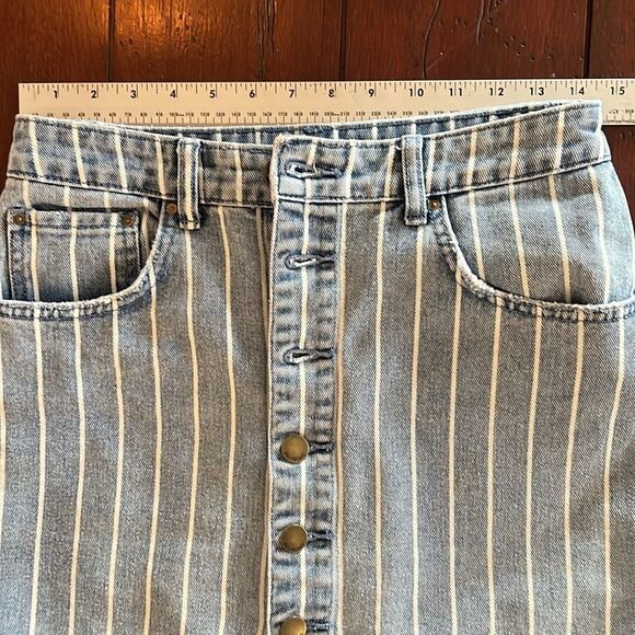 Vintage Billabong Acid Wash Pinstriped Button Front Denim Mini Jean Skirt Sz 27 - Picture 6 of 10